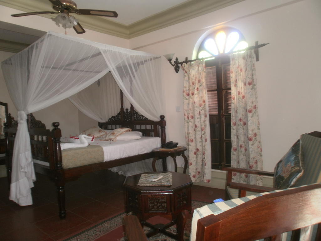 Asmini Palace Hotel Zanzibar Exterior photo